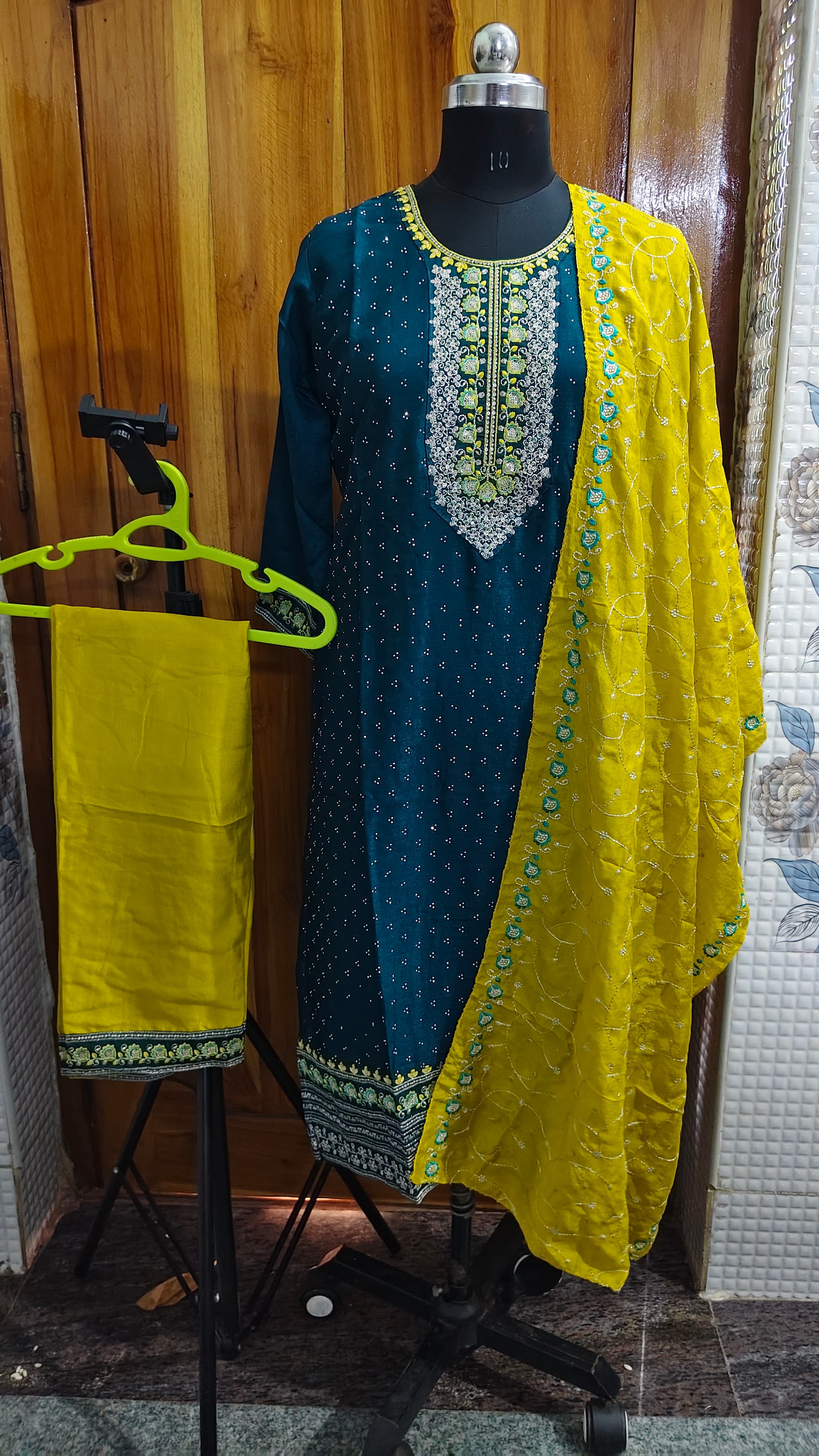 FESTIVALCOLLECTIONS004