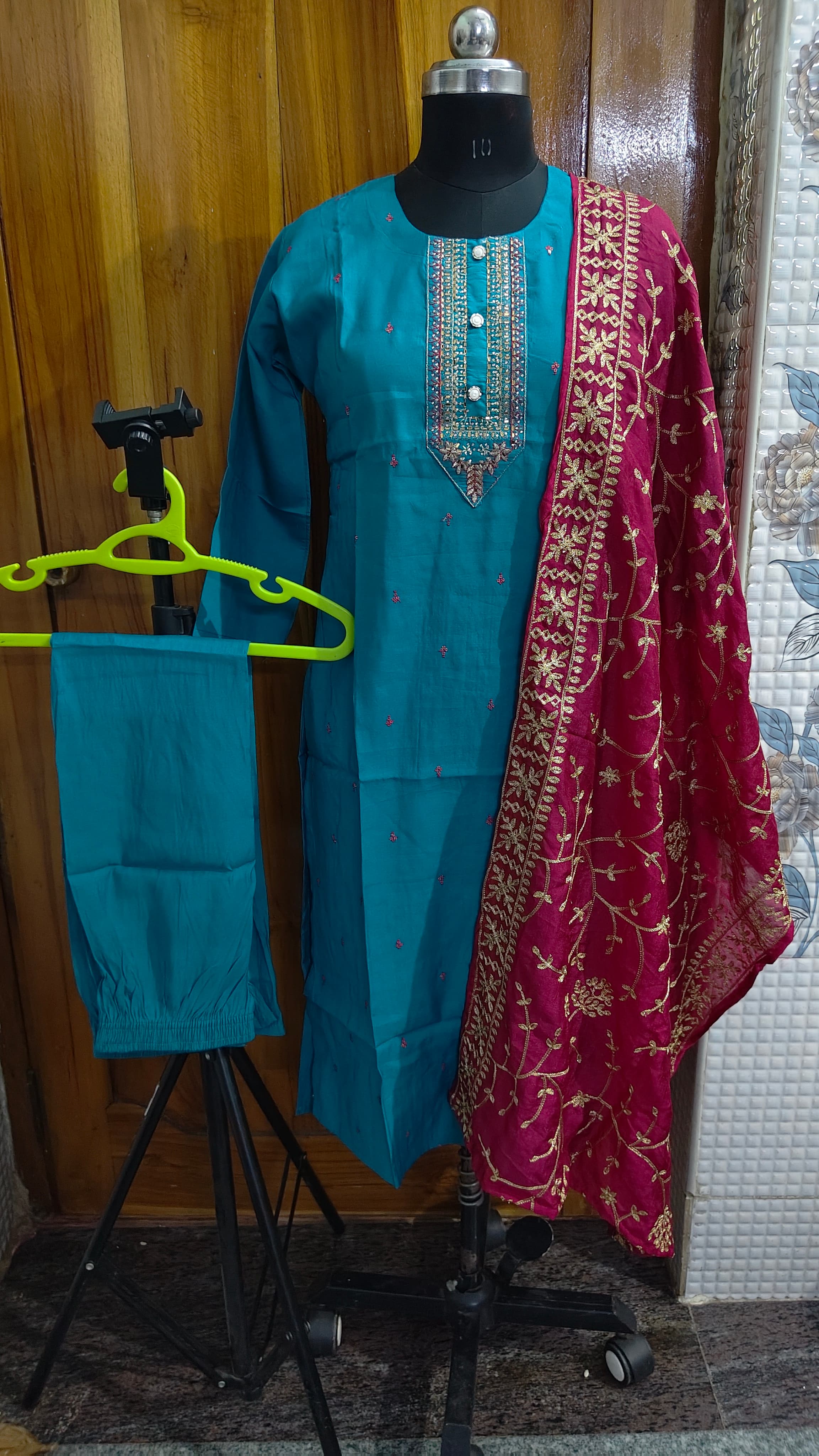 FESTIVALCOLLECTIONS006